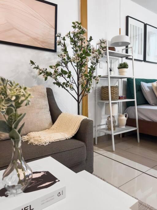 One Uptown Residences Bgc Taguig Eksteriør billede