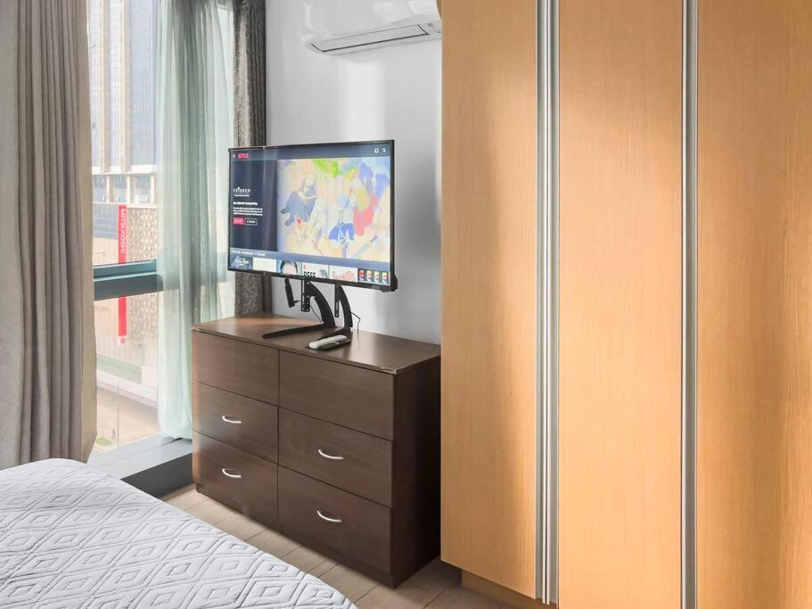 One Uptown Residences Bgc Taguig Eksteriør billede